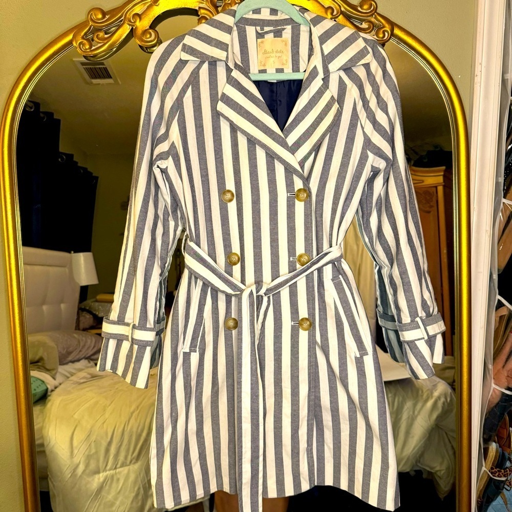 Women’s alter’d state double breasted tie waist trench coat size small. Like new - Picture 2 of 7